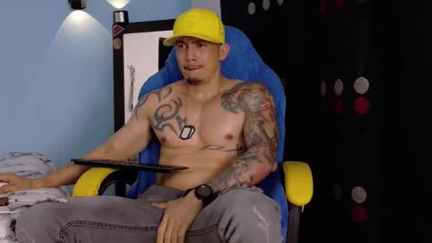 alex_sthorm online show from February 28, 4:24 am