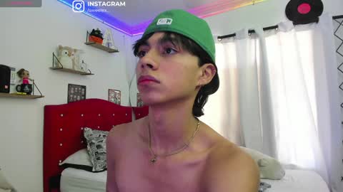 Snapshot of alex_sweet_69 chatting on January 24, 2:51 pm Alex online show from January 24, 2:51 pm