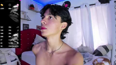 Snapshot of alex_sweet_69 chatting on January 27, 1:09 pm Alex online show from January 27, 1:09 pm