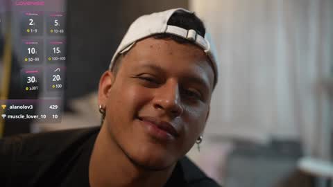 Snapshot of alex_tower chatting on January 23, 11:05 pm Alex Towers online show from January 23, 11:05 pm