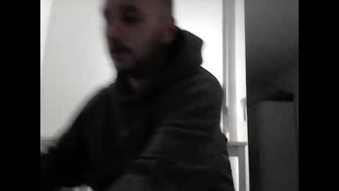 Snapshot of alex_vlad chatting on February 22, 5:19 am Alexandru online show from February 22, 5:19 am