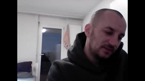 Snapshot of alex_vlad chatting on February 22, 5:22 pm Alexandru online show from February 22, 5:22 pm