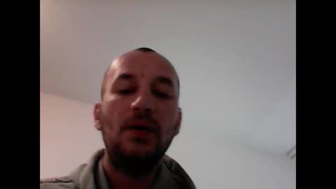 Snapshot of alex_vlad chatting on March 1, 6:21 pm Alexandru online show from March 1, 6:21 pm
