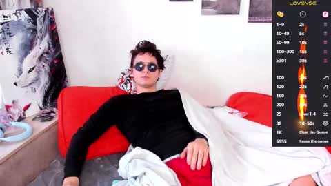 Alex WandHot online show from October 26, 3:45 am