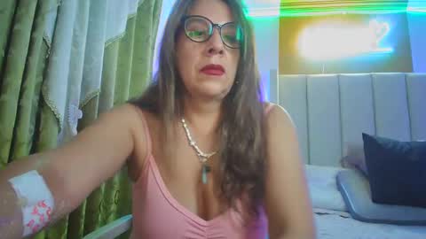 Snapshot of alexa472 chatting on February 2, 2:48 am Alexa online show from February 2, 2:48 am