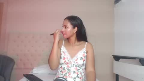 alexa__11 online show from July 11, 12:41 pm