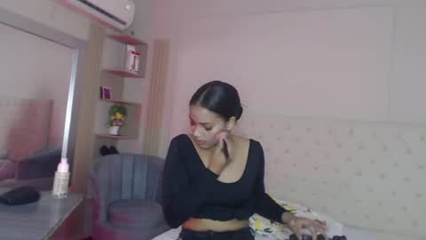 alexa__11 online show from July 15, 12:43 pm