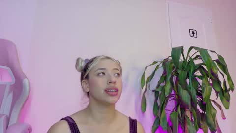 alexa_bue online show from October 8, 4:21 am