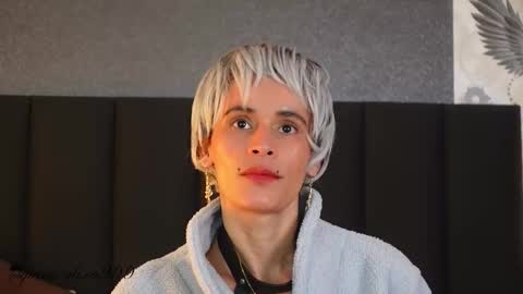 Snapshot of alexa_duque34 chatting on December 1, 4:01 pm Alexa online show from December 1, 4:01 pm