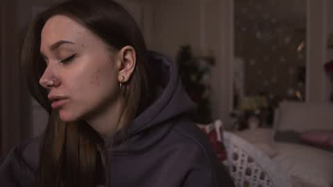 Snapshot of alexa_feels chatting on December 14, 5:25 pm Little Duck homie online show from December 14, 5:25 pm