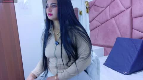 Alexandra online show from June 1, 11:45 am