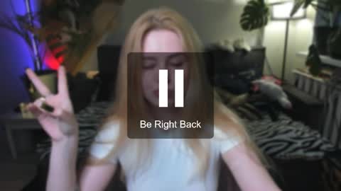 Snapshot of alexa_pirs chatting on May 21, 5:20 pm alexa_pirs online show from May 21, 5:20 pm