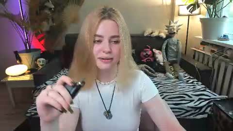 alexa_pirs online show from June 18, 11:03 am