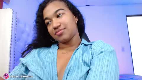 Snapshot of alexa_priincess chatting on February 25, 6:53 pm online show from February 25, 6:53 pm