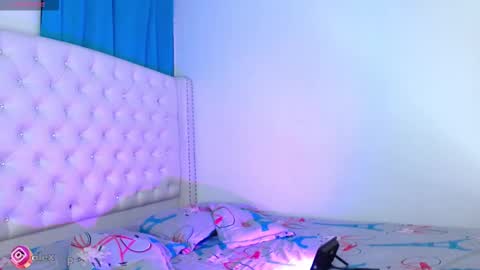 Snapshot of alexa_priincess chatting on September 14, 11:37 pm online show from September 14, 11:37 pm