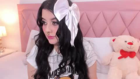 Snapshot of alexa_star1 chatting on December 17, 6:42 pm Alexa online show from December 17, 6:42 pm