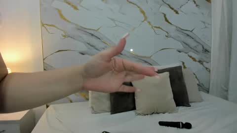 Snapshot of alexa_star1 chatting on February 21, 12:16 am Alexa online show from February 21, 12:16 am