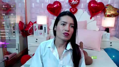 Snapshot of alexa_starckk chatting on March 8, 9:51 pm Aleza Starck online show from March 8, 9:51 pm