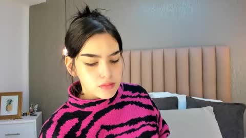 Alexa Thaylor online show from January 6, 2:36 pm