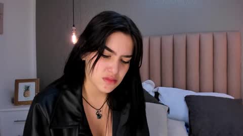 Alexa Thaylor online show from January 11, 6:12 pm