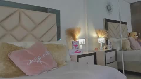 alexa_tobar online show from January 23, 5:13 am