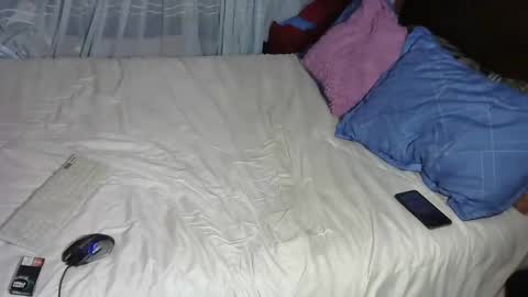 Snapshot of alexaandtom chatting on December 7, 12:30 am Alexa y tom online show from December 7, 12:30 am