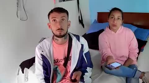 Snapshot of alexaandtom chatting on January 26, 6:27 pm Alexa y tom online show from January 26, 6:27 pm