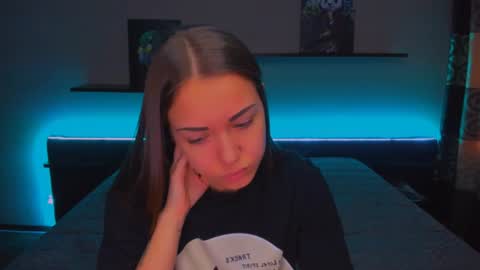 angel online show from December 27, 3:20 am