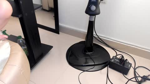 Snapshot of alexafoxy18 chatting on December 6, 7:21 am ALEXA online show from December 6, 7:21 am