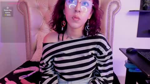 Snapshot of alexafoxy18 chatting on January 16, 4:17 am ALEXA online show from January 16, 4:17 am