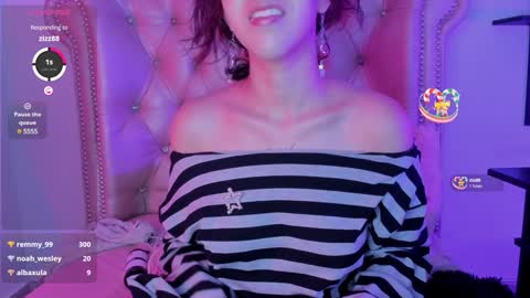 Snapshot of alexafoxy18 chatting on January 16, 10:32 am ALEXA online show from January 16, 10:32 am