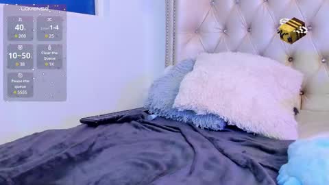 Snapshot of alexafoxy18 chatting on February 23, 7:33 am ALEXA online show from February 23, 7:33 am