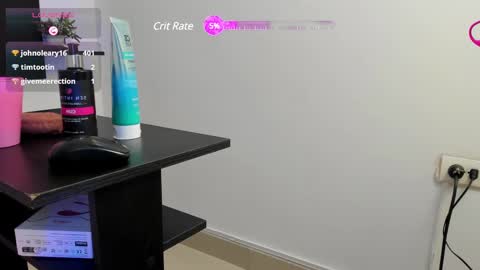 Snapshot of alexafoxy18 chatting on February 26, 7:42 am ALEXA online show from February 26, 7:42 am