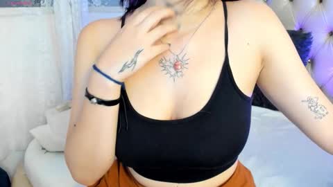 Snapshot of alexafoxy18 chatting on September 13, 5:18 am ALEXA online show from September 13, 5:18 am