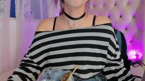 Snapshot of alexafoxy18 chatting on September 25, 6:50 am ALEXA online show from September 25, 6:50 am