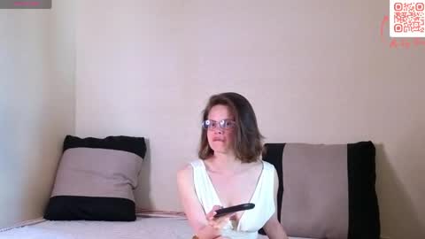 Snapshot of alexalurexx chatting on June 3, 12:52 pm Alexa Lurexx online show from June 3, 12:52 pm