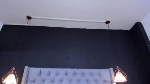 Snapshot of alexamora__ chatting on September 26, 11:47 am C A M I L A  online show from September 26, 11:47 am