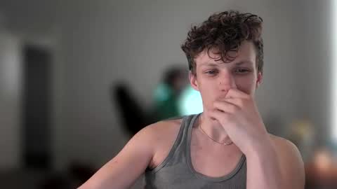 alexandaxel online show from June 3, 6:24 pm