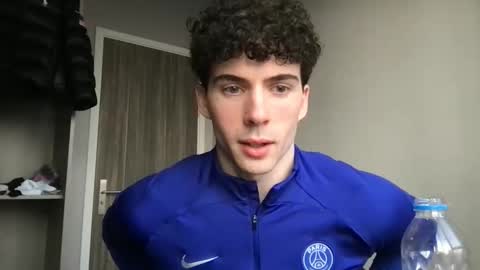 Snapshot of alexander0_ chatting on February 16, 10:22 am Alexander online show from February 16, 10:22 am