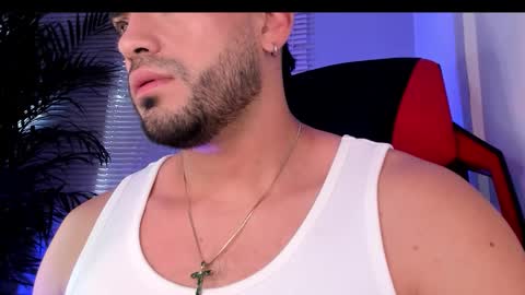 Alexander Diaz online show from October 15, 2:39 pm