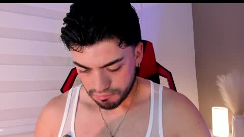 Alexander Diaz online show from April 17, 2:53 pm