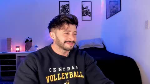 Snapshot of alexanderjaz chatting on September 13, 5:57 pm Alexander Jaz online show from September 13, 5:57 pm