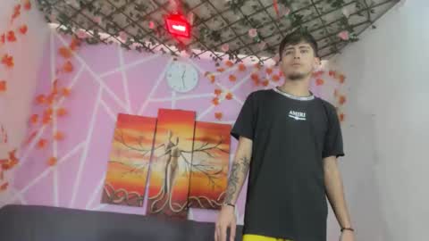 chicos hot online show from October 29, 3:47 pm