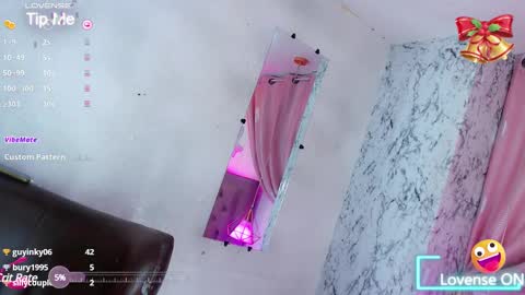 Snapshot of alexandra_evanz chatting on December 30, 12:20 pm Alexandra Spellman online show from December 30, 12:20 pm