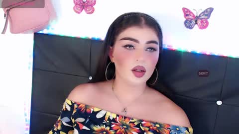 Snapshot of alexandra_evanz chatting on September 13, 11:15 pm Alexandra Spellman online show from September 13, 11:15 pm