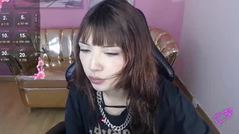 alexandra  online show from November 5, 7:47 pm