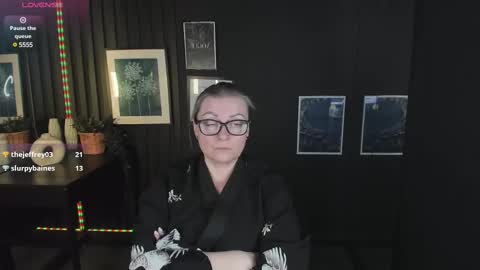 Snapshot of alexandra_kind chatting on March 7, 3:29 am Alexandra online show from March 7, 3:29 am