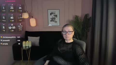 Snapshot of alexandra_kind chatting on March 12, 3:35 am Alexandra online show from March 12, 3:35 am