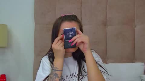 Snapshot of alexandrabloom chatting on March 2, 6:37 pm AlexandraBloom online show from March 2, 6:37 pm