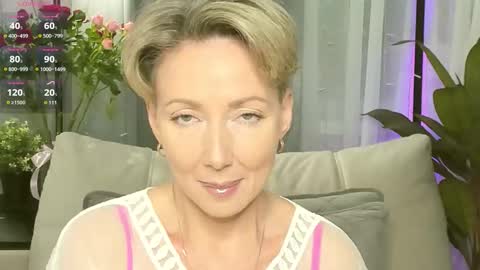 Alexandra online show from November 18, 1:04 pm